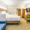 Holiday Inn Express & Suites Russellville by IHG