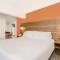 Holiday Inn Express Hotel and Suites Petersburg - Fort Lee, an IHG Hotel