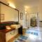 Villa Saffron Hikkaduwa