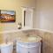 Maison Chablis Guest House