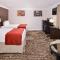 Best Western Plus LA Mid-Town Hotel