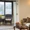 Meadowbrook Inn
