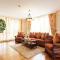 Romance Hotel and Family Suites