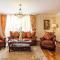 Romance Hotel and Family Suites