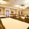 Holiday Inn Express Hotel and Suites Kingsville by IHG