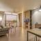 Jinhold Hotel & Serviced Apartment