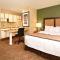 Extended Stay America Select Suites Tampa Airport Memorial Hwy