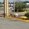 Executive Inn Opp