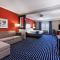 Holiday Inn Express & Suites Houston East, an IHG Hotel