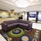 Holiday Inn Express and Suites Detroit North-Troy, an IHG Hotel - Troy