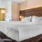 Holiday Inn Express & Suites Clarion, an IHG Hotel - Clarion