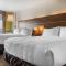 Holiday Inn Express & Suites Clarion by IHG