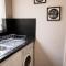 4 Bedroom House- Close to City Centre- Ideal for Contractors- Free Parking- Sleeps 8