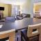 Candlewood Suites San Angelo, an IHG Hotel - San Angelo