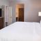 Staybridge Suites - St George by IHG - 圣乔治