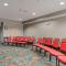 Holiday Inn Express and Suites St. Cloud by IHG