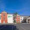 Holiday Inn Express & Suites - Tulare, an IHG Hotel