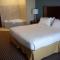 Holiday Inn Express & Suites Youngstown West I 80, an IHG Hotel