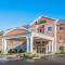 Holiday Inn Express Hotel & Suites 1000 Islands - Gananoque, an IHG Hotel - Gananoque