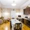 Mover Retro Apartment