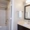 Staybridge Suites Chicago-Oakbrook Terrace by IHG
