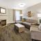 Staybridge Suites Columbia-Highway 63 & I-70 by IHG - Columbia