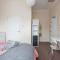 Shirley House 1, Guest House, Self Catering, Self Check in with smart locks, use of Fully Equipped Kitchen, Walking Distance to Southampton Central, Excellent Transport Links, Ideal for Longer Stays - Southampton