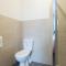 Shirley House 1, Guest House, Self Catering, Self Check in with smart locks, use of Fully Equipped Kitchen, Walking Distance to Southampton Central, Excellent Transport Links, Ideal for Longer Stays