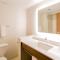 Holiday Inn Express Hotel & Suites Reading by IHG