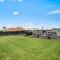The Green Trout - Paraparaumu Beach Holiday Home