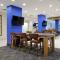 Holiday Inn Express & Suites Columbus North by IHG - Columbus