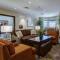 Staybridge Suites St Louis - Westport, an IHG hotel - Maryland Heights