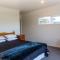 Waterfront Wonder - Matarangi Holiday Home