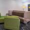 Holiday Inn Express Hotel & Suites Tampa-Anderson Road-Veterans Exp, an IHG Hotel