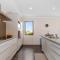 Sparkling Ocean Views - Papamoa Holiday House - 帕帕莫阿