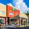 Holiday Inn Express Hotel & Suites Bradenton West, an IHG Hotel - Bradenton