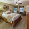 Holiday Inn Club Vacations Piney Shores Resort at Lake Conroe - Conroe