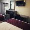 Lone Star Inn