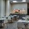 TIME Express Hotel Al Khan - 沙迦