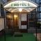 Hotel Bohemians