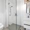 EPORO Tower Modern Apartments Melbourne Central CBD