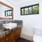 Happy Days Guest House - Le Morne