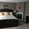 Lodging at the Gaffer Inn - كورنينج