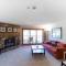 Buffalo Village Condo & Treetop Hideaway