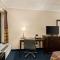 Super 8 by Wyndham Liverpool/Syracuse North Airport - Liverpool