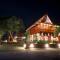 Baan Lhang Wangh บ้านหลังวัง