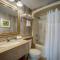 Monte Carlo Inn Vaughan Suites