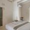 Sutor Chic Manor