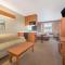 Microtel Inn & Suites