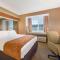 Microtel Inn & Suites